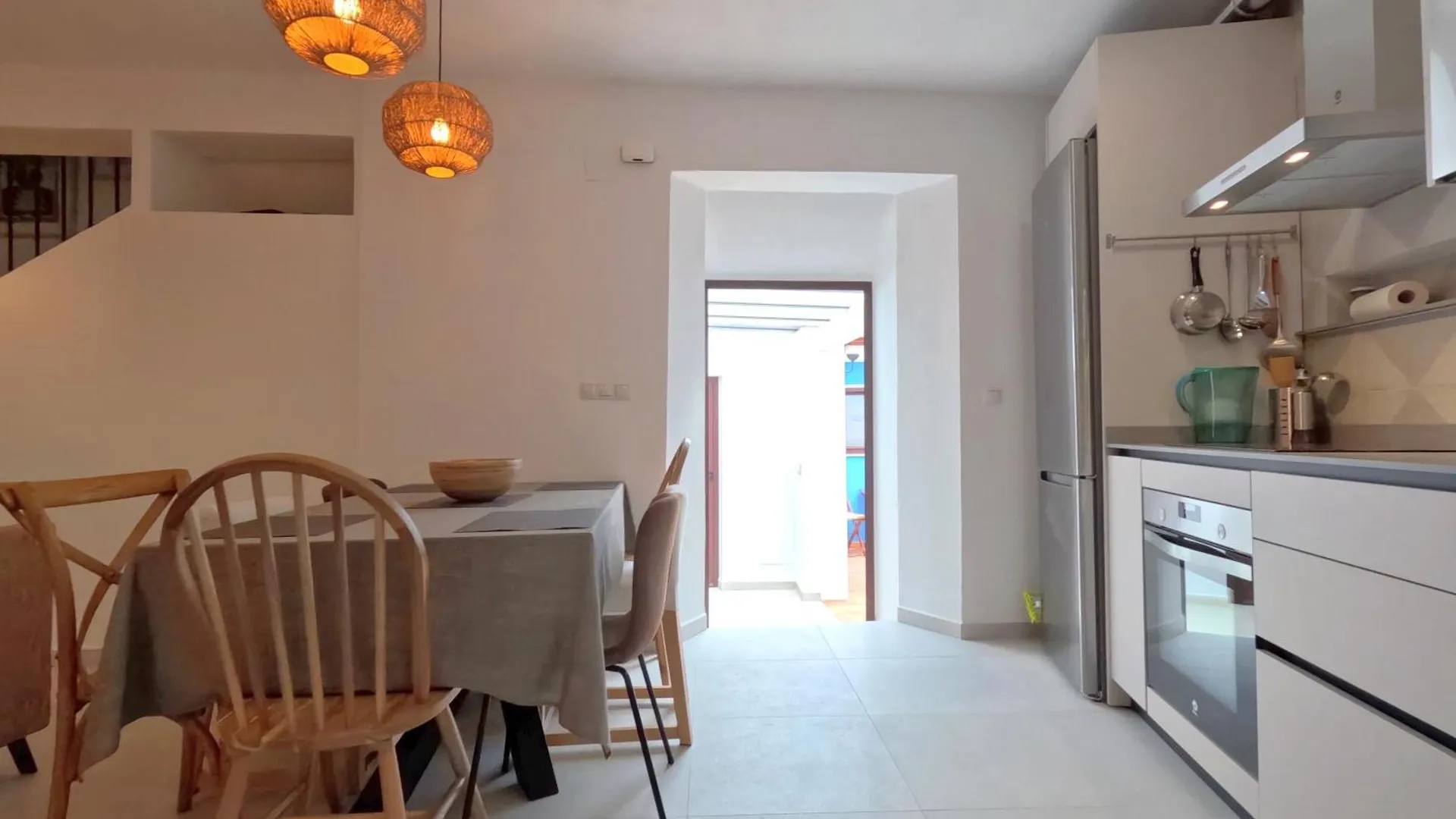 Casa Rural En Montejaque Con Patio Andaluz, Chimenea Y Sala Multiusos