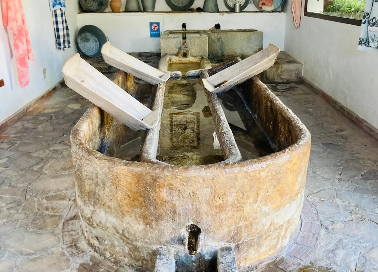 Nyaraló Casa Rural En Montejaque Con Patio Andaluz, Chimenea Y Sala Multiusos Spanyolország